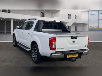 Used Nissan Navara 2017 for sale - 77625470: Photo