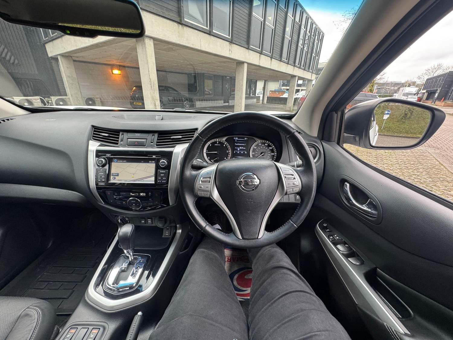 Used Nissan Navara 2017 for sale - 77625470: Photo 55