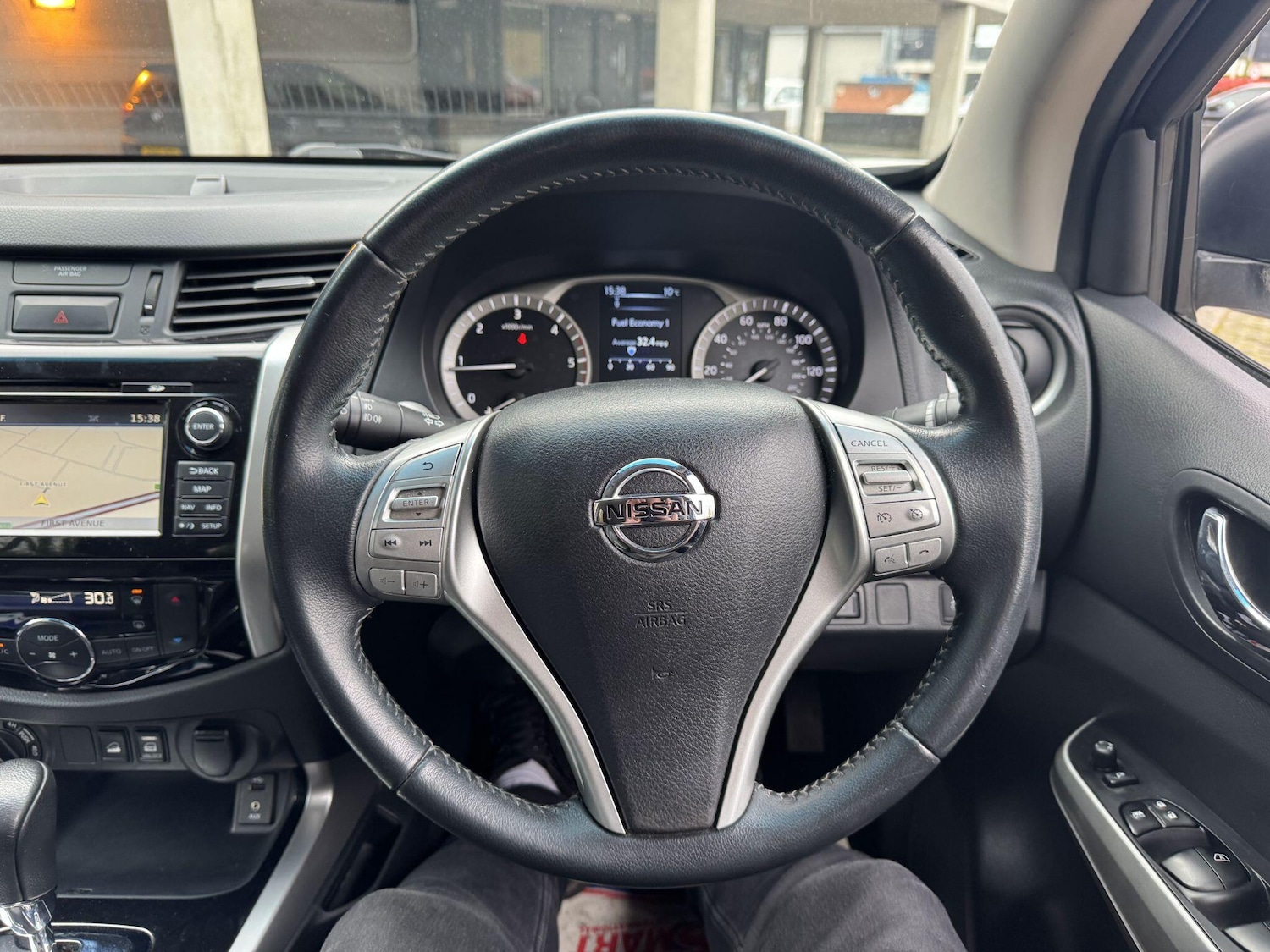 Used Nissan Navara 2017 for sale - 77625470: Photo 56