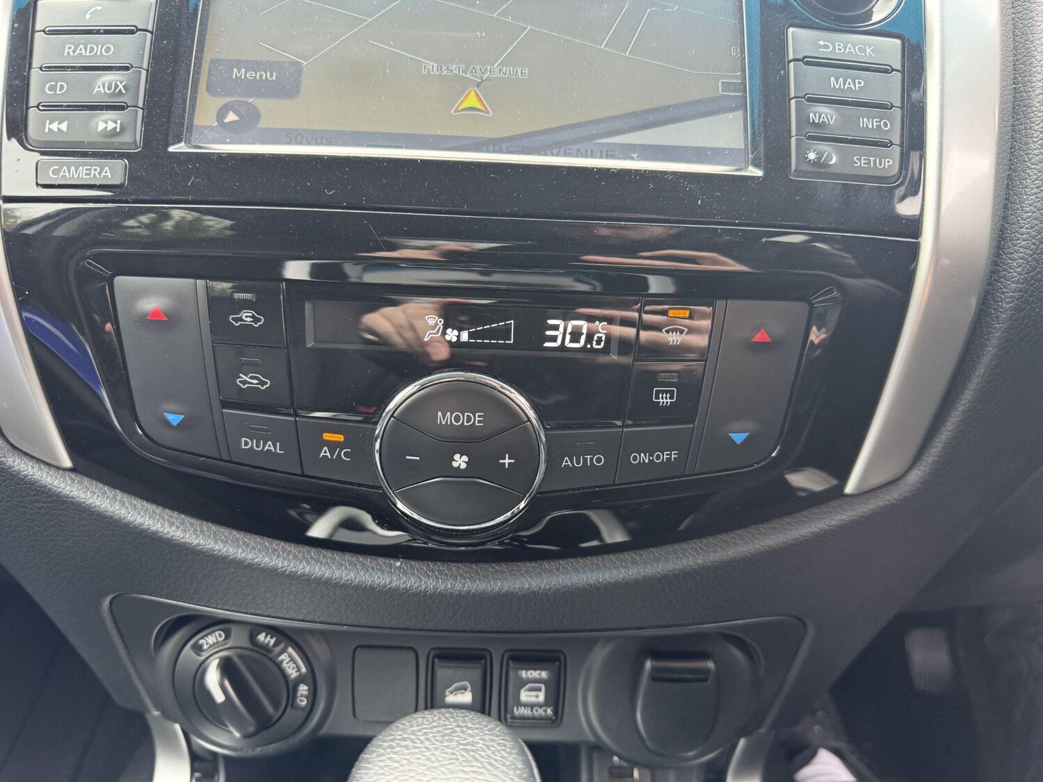 Used Nissan Navara 2017 for sale - 77625470: Photo 65