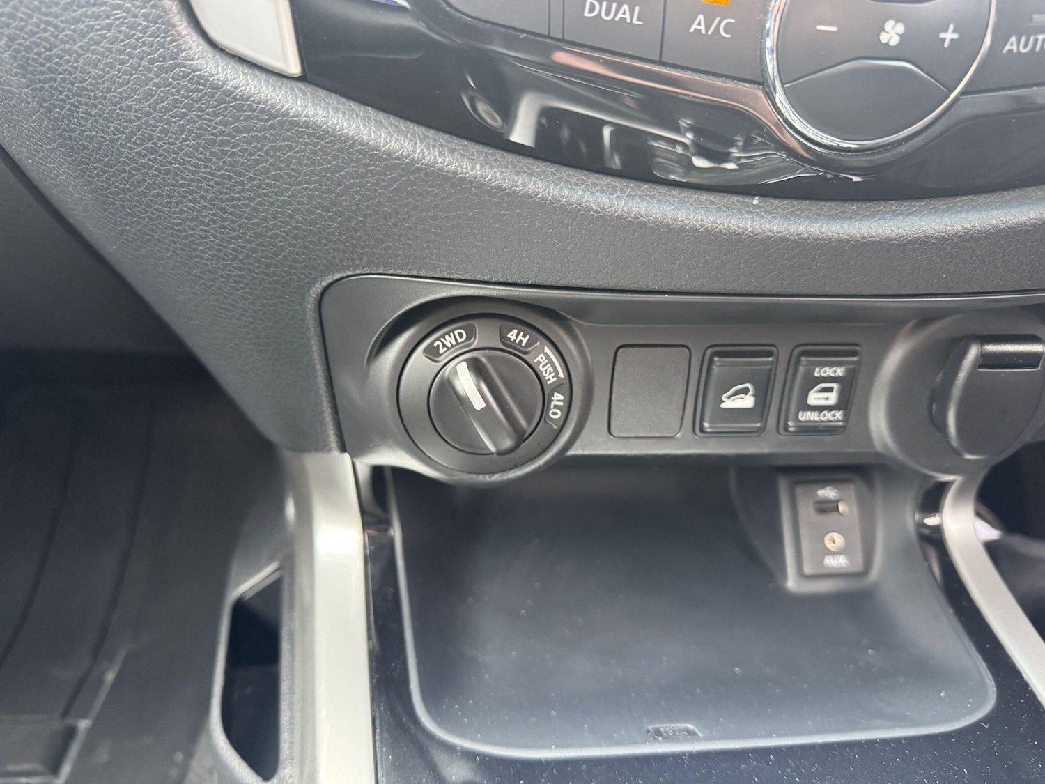 Used Nissan Navara 2017 for sale - 77625470: Photo 67