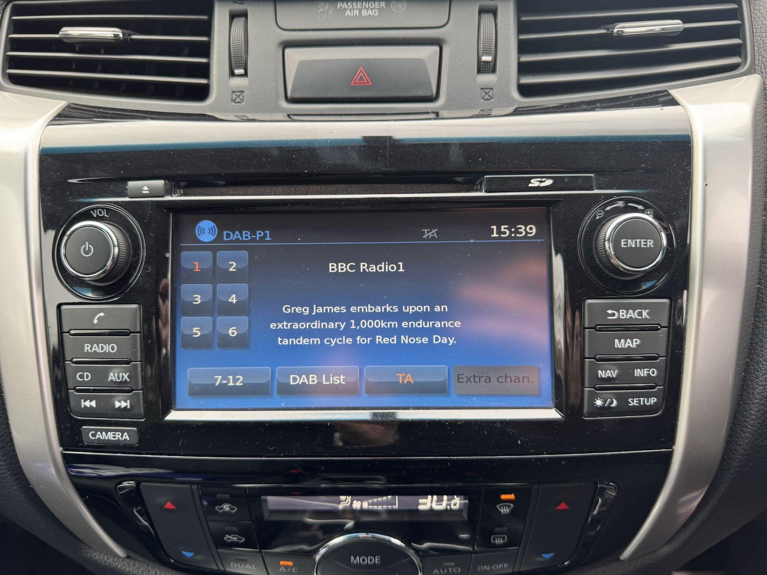 Used Nissan Navara 2017 for sale - 77625470: Photo 75