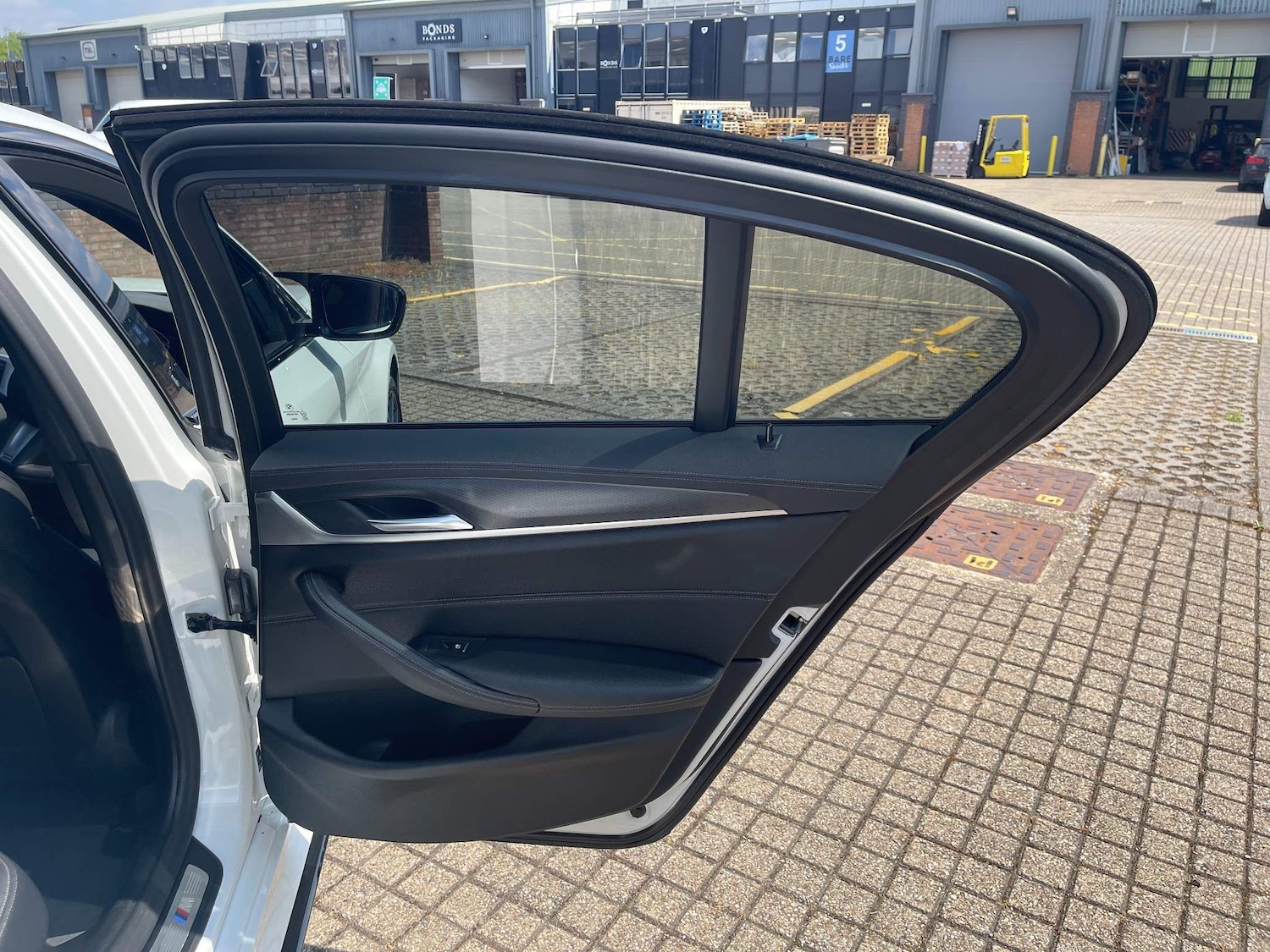 Vehicle 27