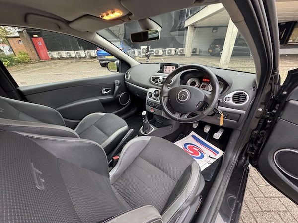 Used Renault Clio 2009 for sale - 76307742: Photo 17