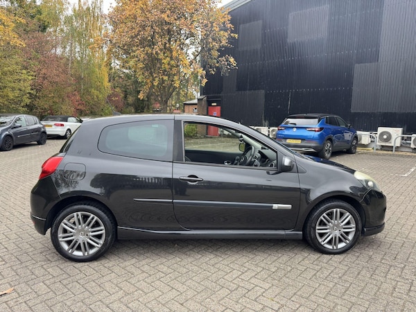 Used Renault Clio 2009 for sale - 76307742: Photo 9