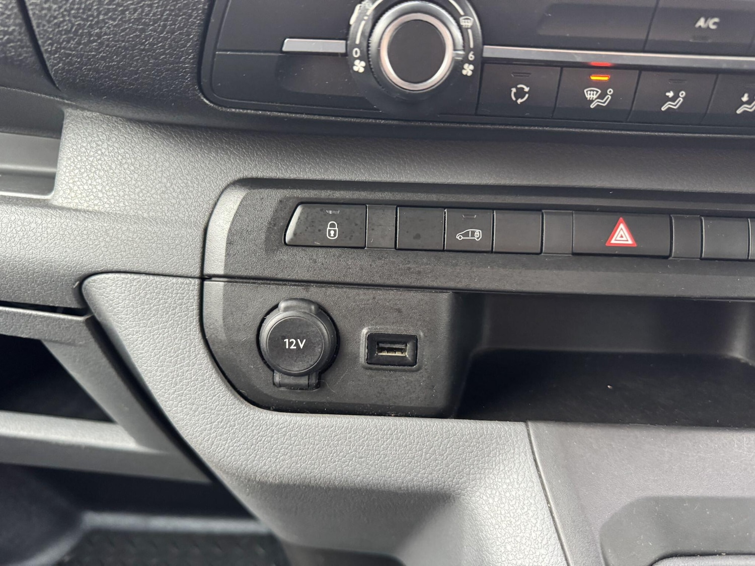 Used Vauxhall Vivaro 2020 for sale - 76991947: Photo 67