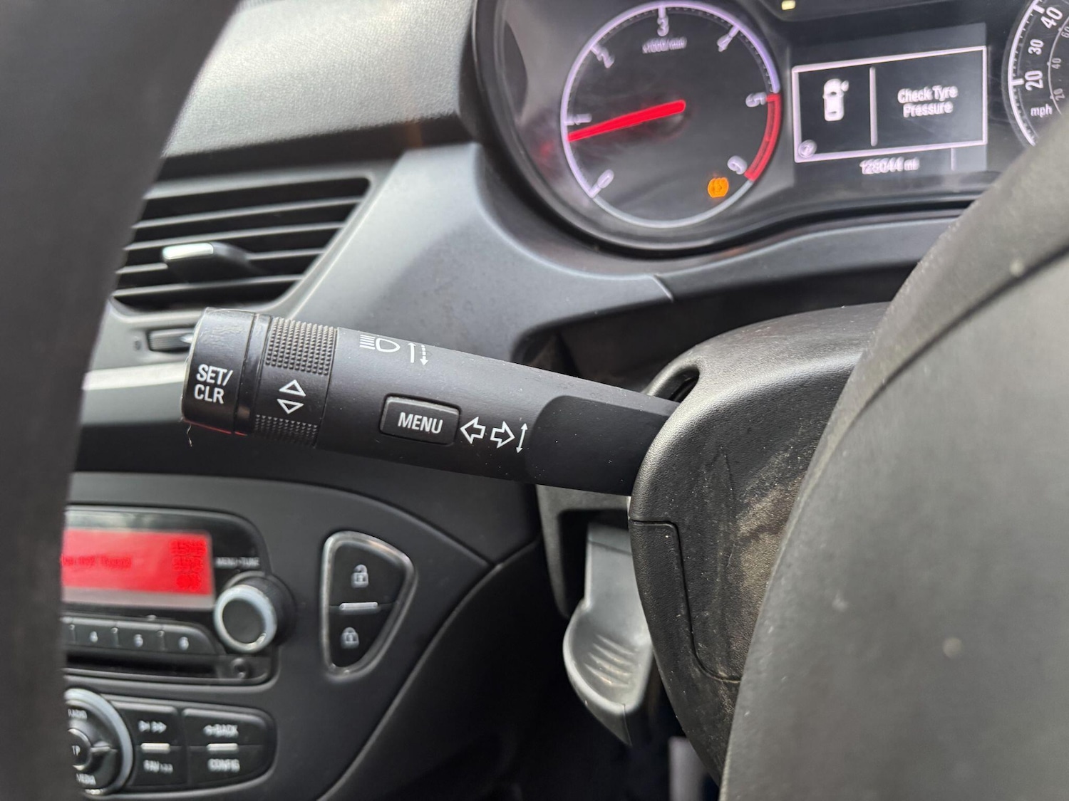 Used Vauxhall Corsa 2015 for sale - 76990683: Photo 52