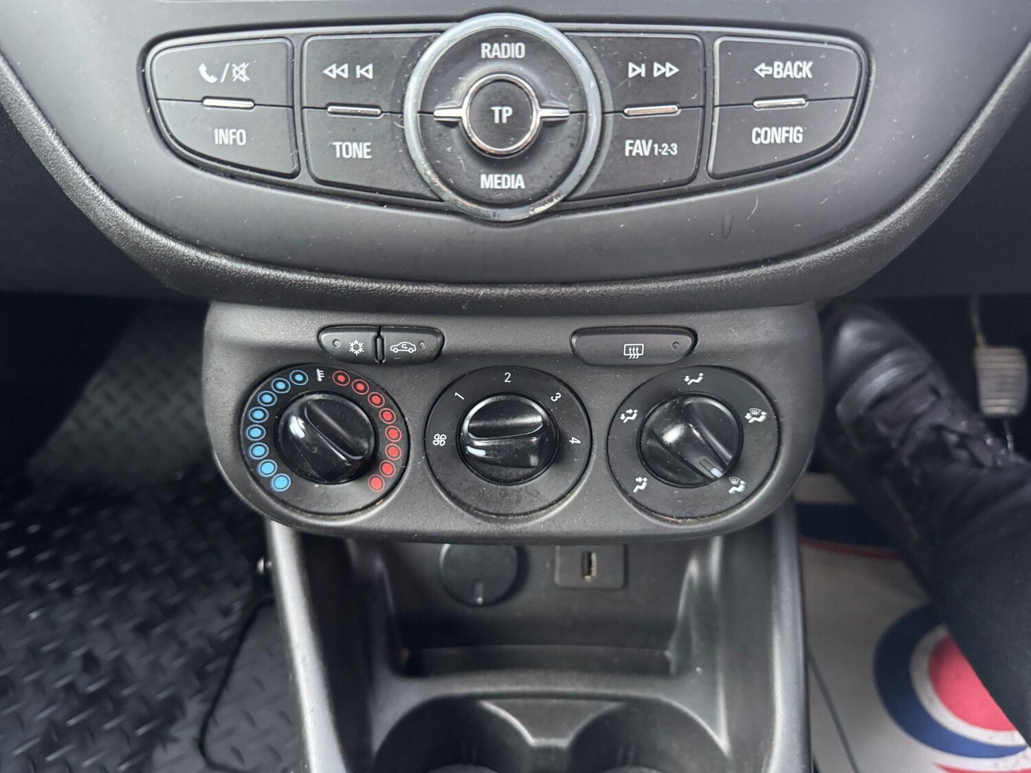 Used Vauxhall Corsa 2015 for sale - 76990683: Photo 58