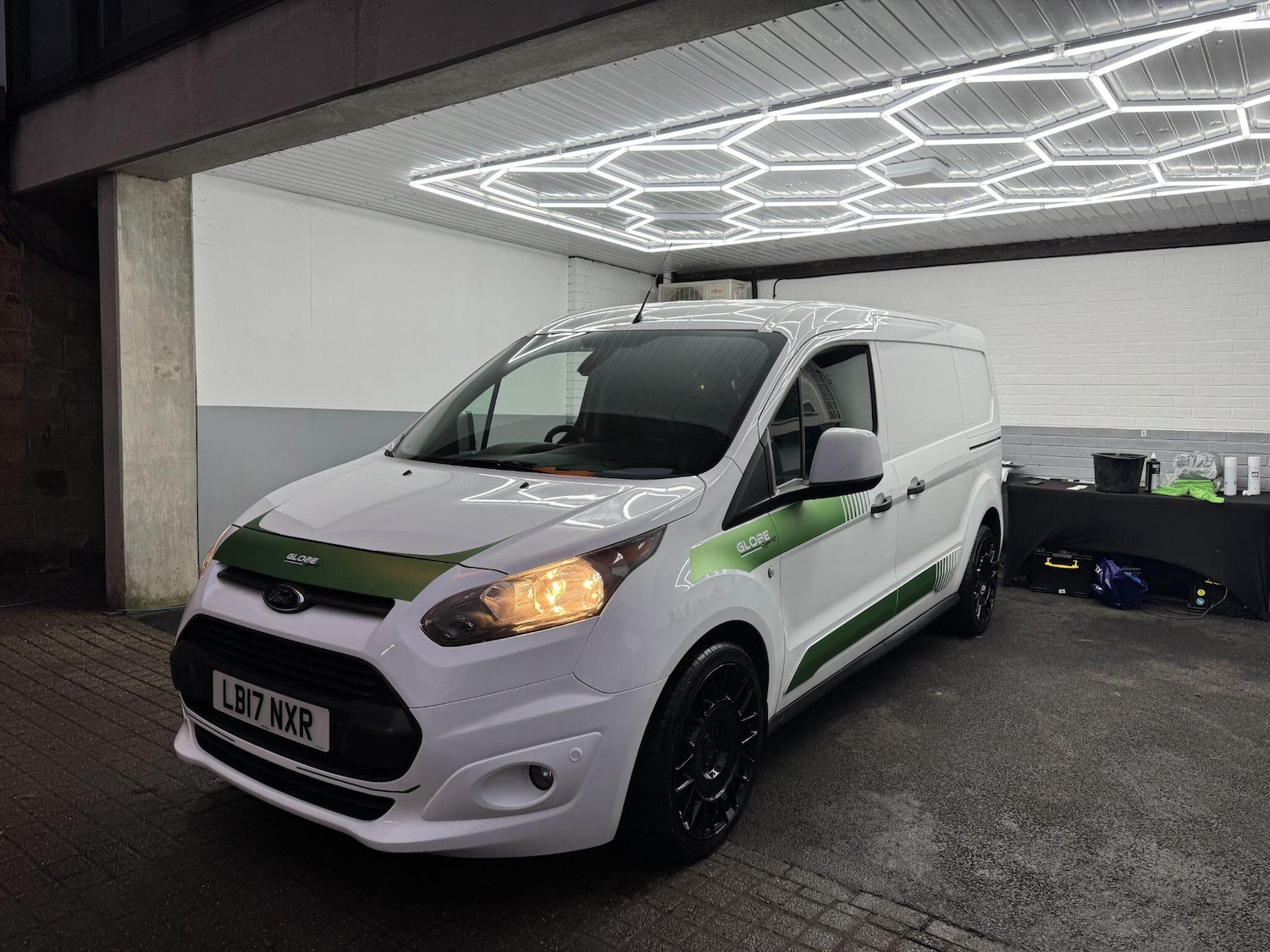 Used Ford Transit Connect 2017 for sale - 76926403: Photo 3