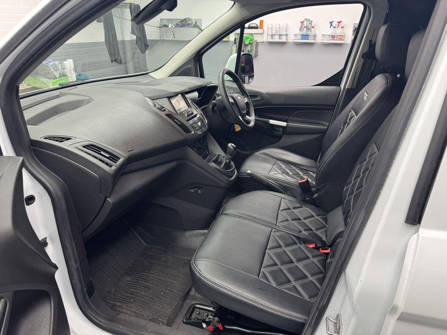 Used Ford Transit Connect 2017 for sale - 76926403: Photo 35