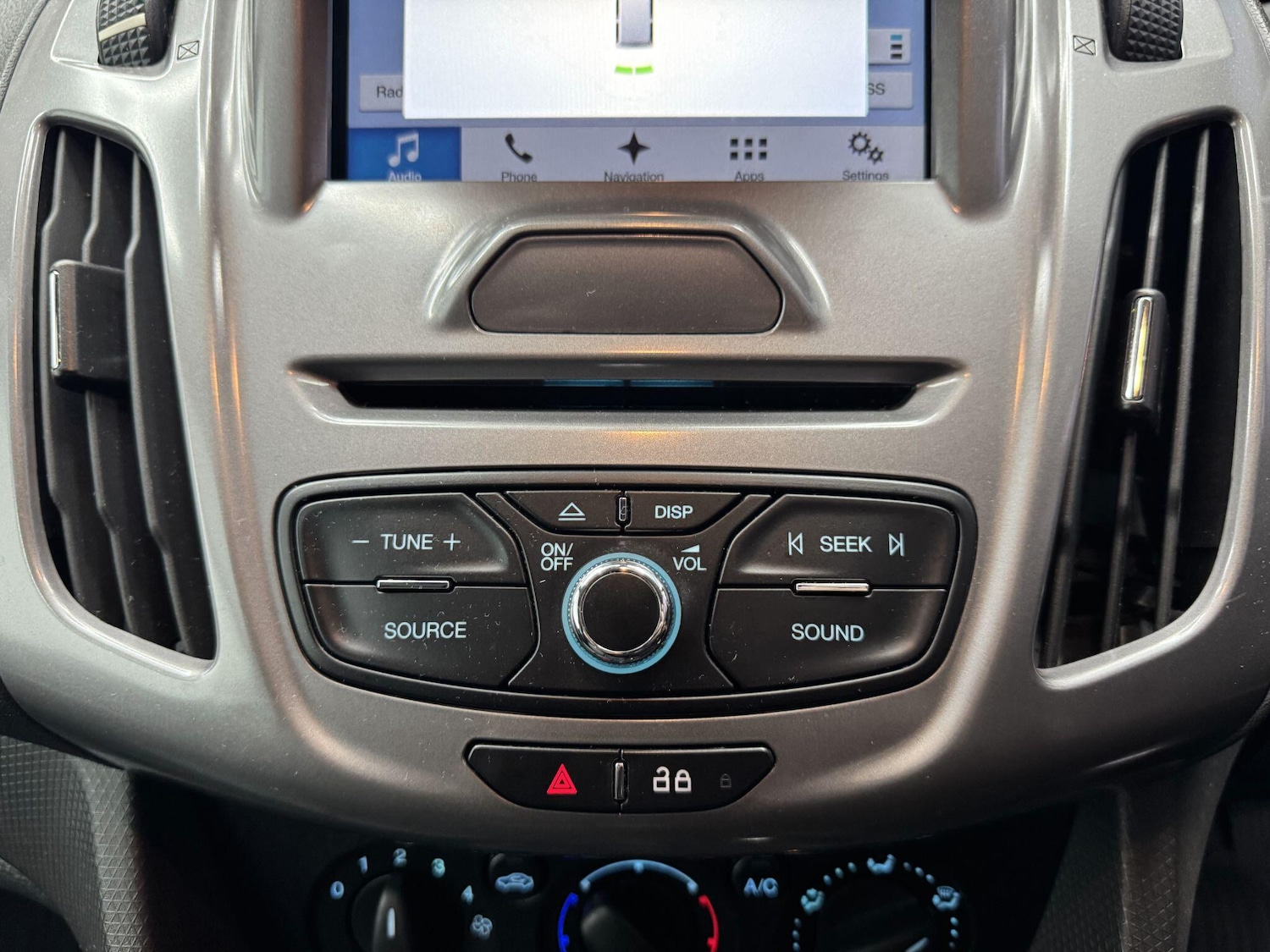 Used Ford Transit Connect 2017 for sale - 76926403: Photo 37