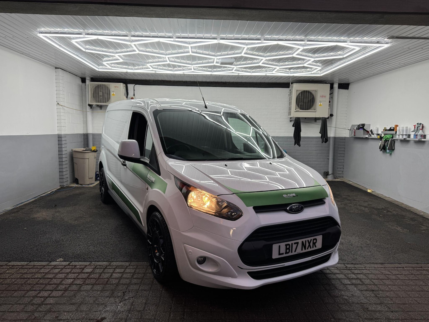 Used Ford Transit Connect 2017 for sale - 76926403: Photo 5