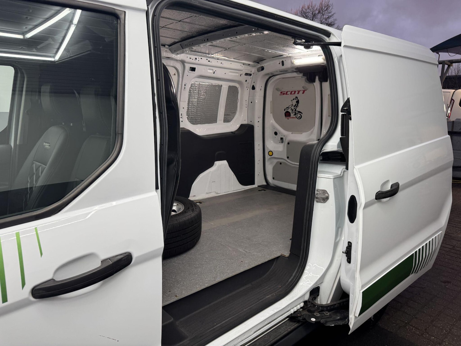 Used Ford Transit Connect 2017 for sale - 76926403: Photo 50