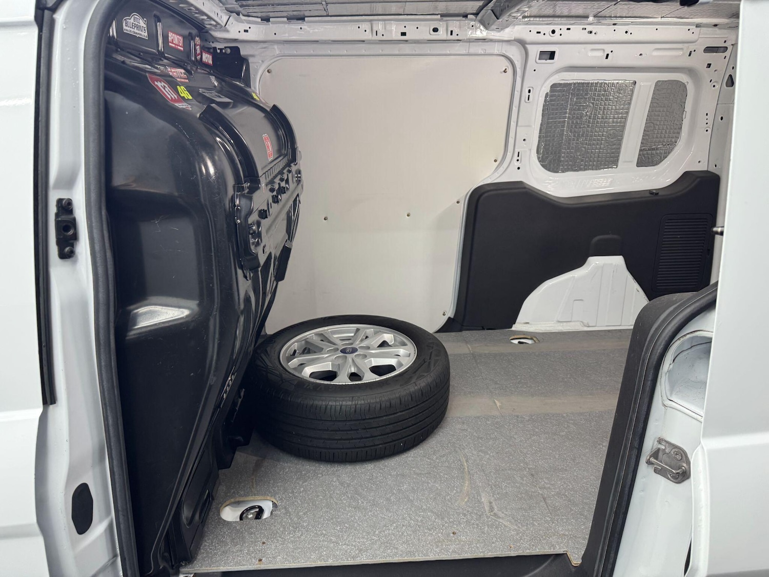 Used Ford Transit Connect 2017 for sale - 76926403: Photo 51