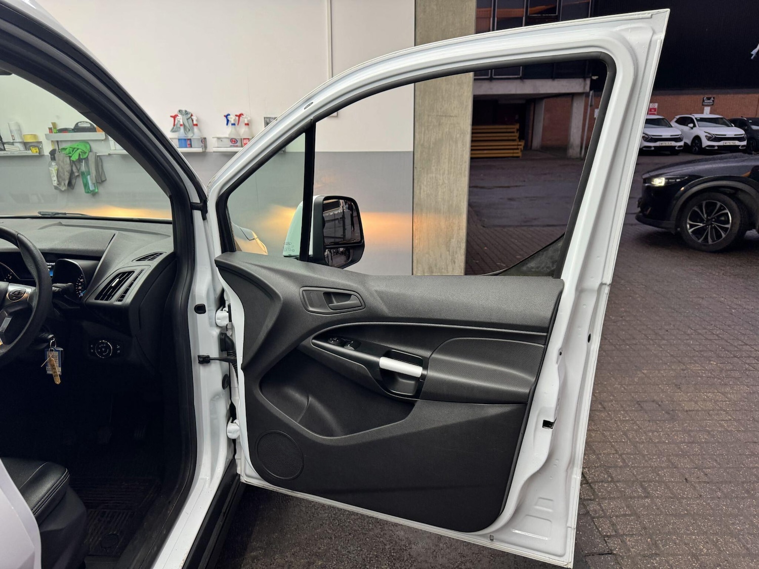 Used Ford Transit Connect 2017 for sale - 76926403: Photo 55