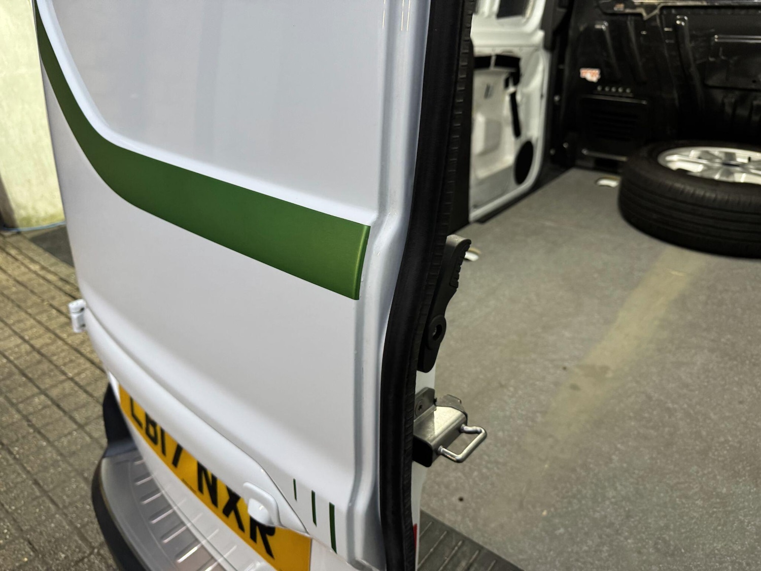 Used Ford Transit Connect 2017 for sale - 76926403: Photo 62