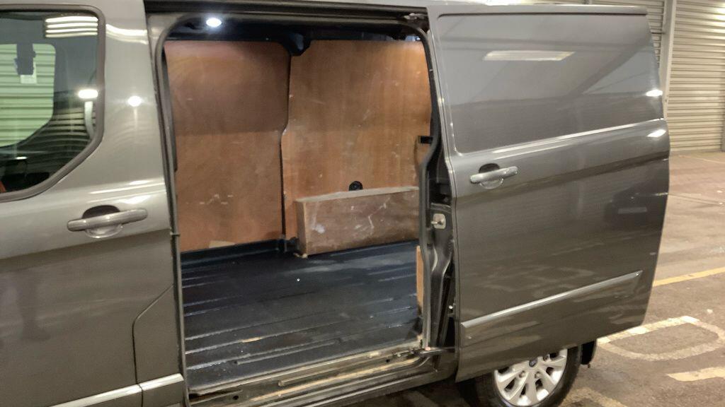 Used Ford Transit Custom 2020 for sale - 77143309: Photo 8