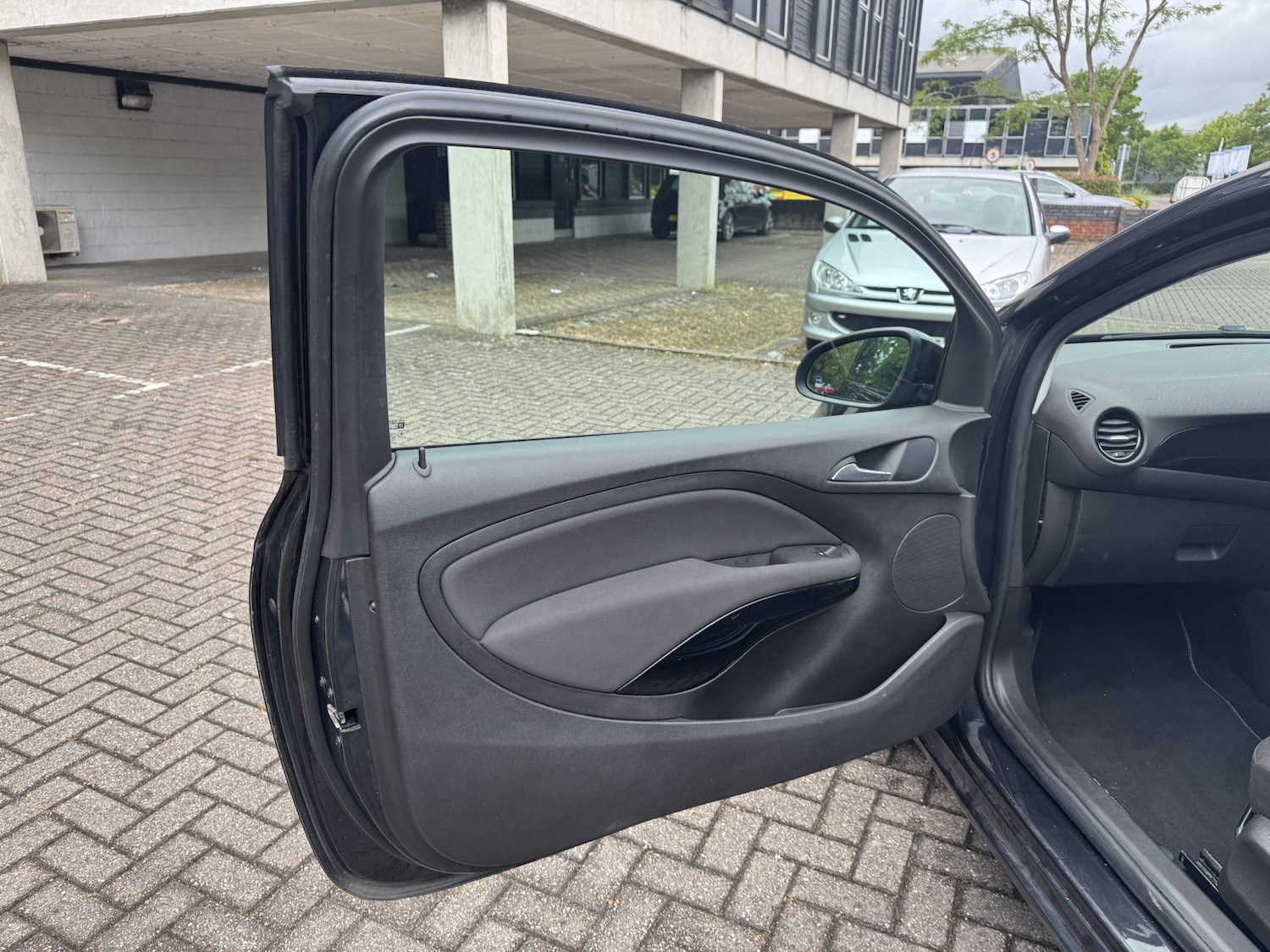 Vehicle 42