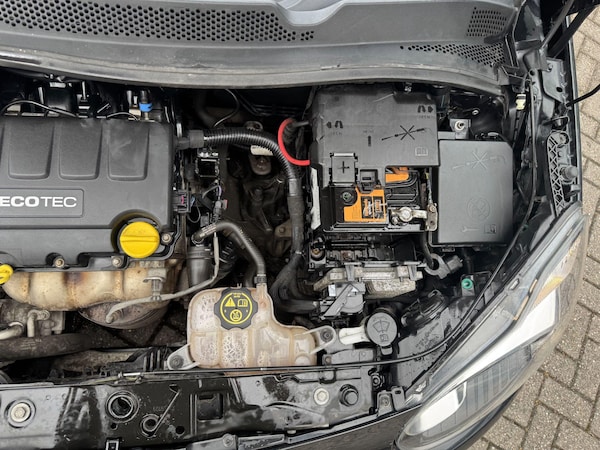 Used Vauxhall ADAM 2016 for sale - 74888766: Photo 55