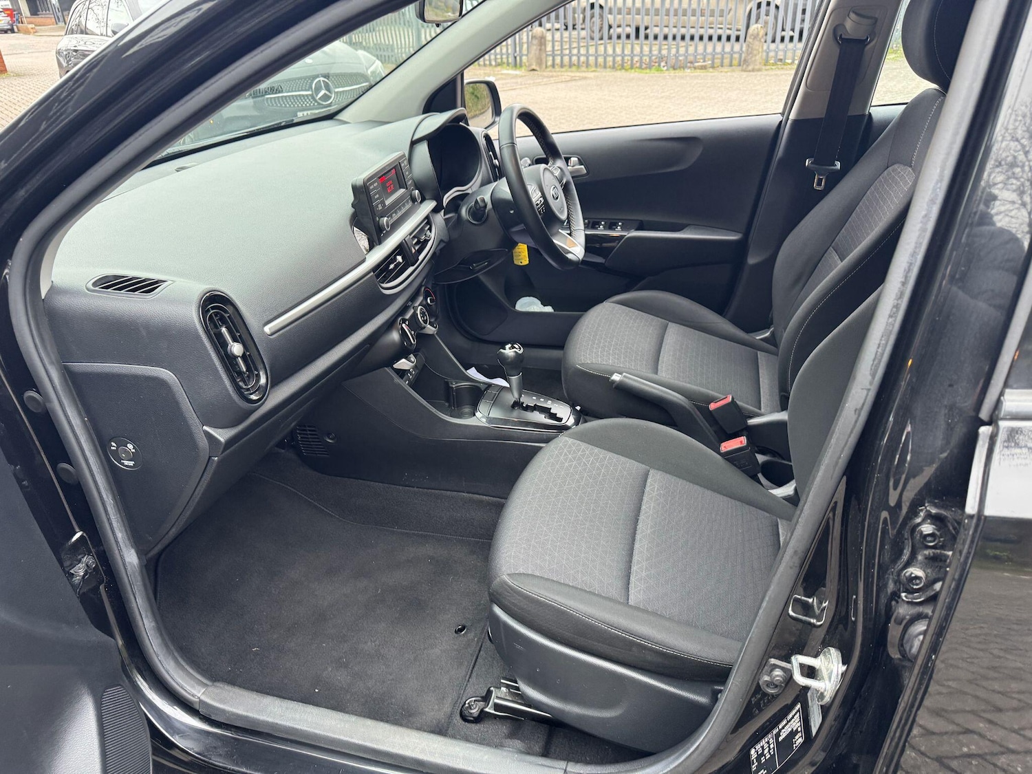 Used Kia Picanto 2018 for sale - 77658052: Photo 39