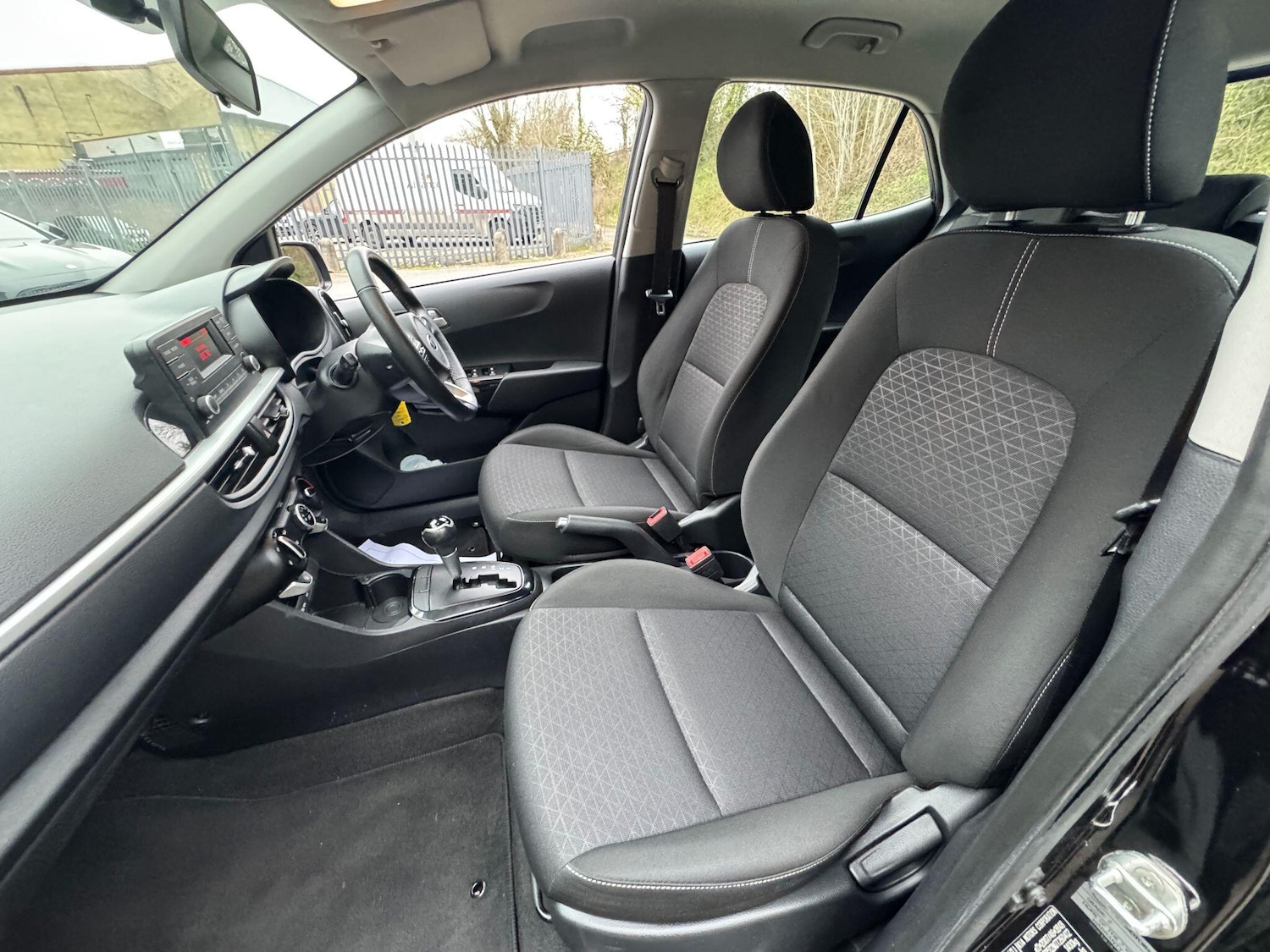 Used Kia Picanto 2018 for sale - 77658052: Photo 42