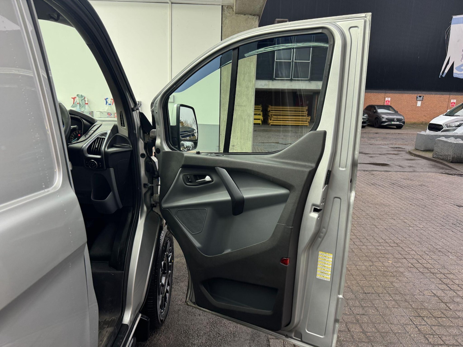 Used Ford Transit Custom 2015 for sale - 76926207: Photo 26