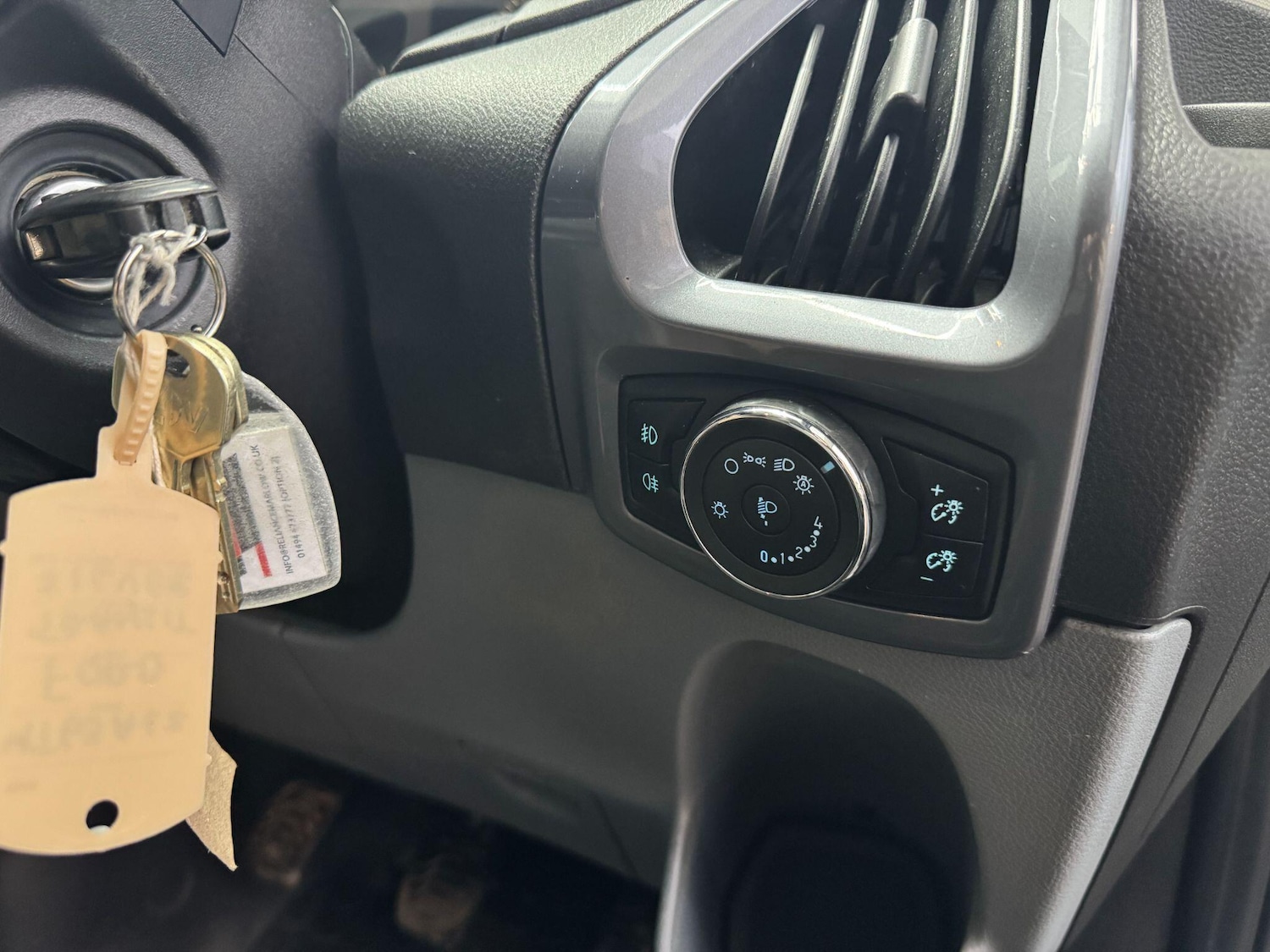 Used Ford Transit Custom 2015 for sale - 76926207: Photo 30