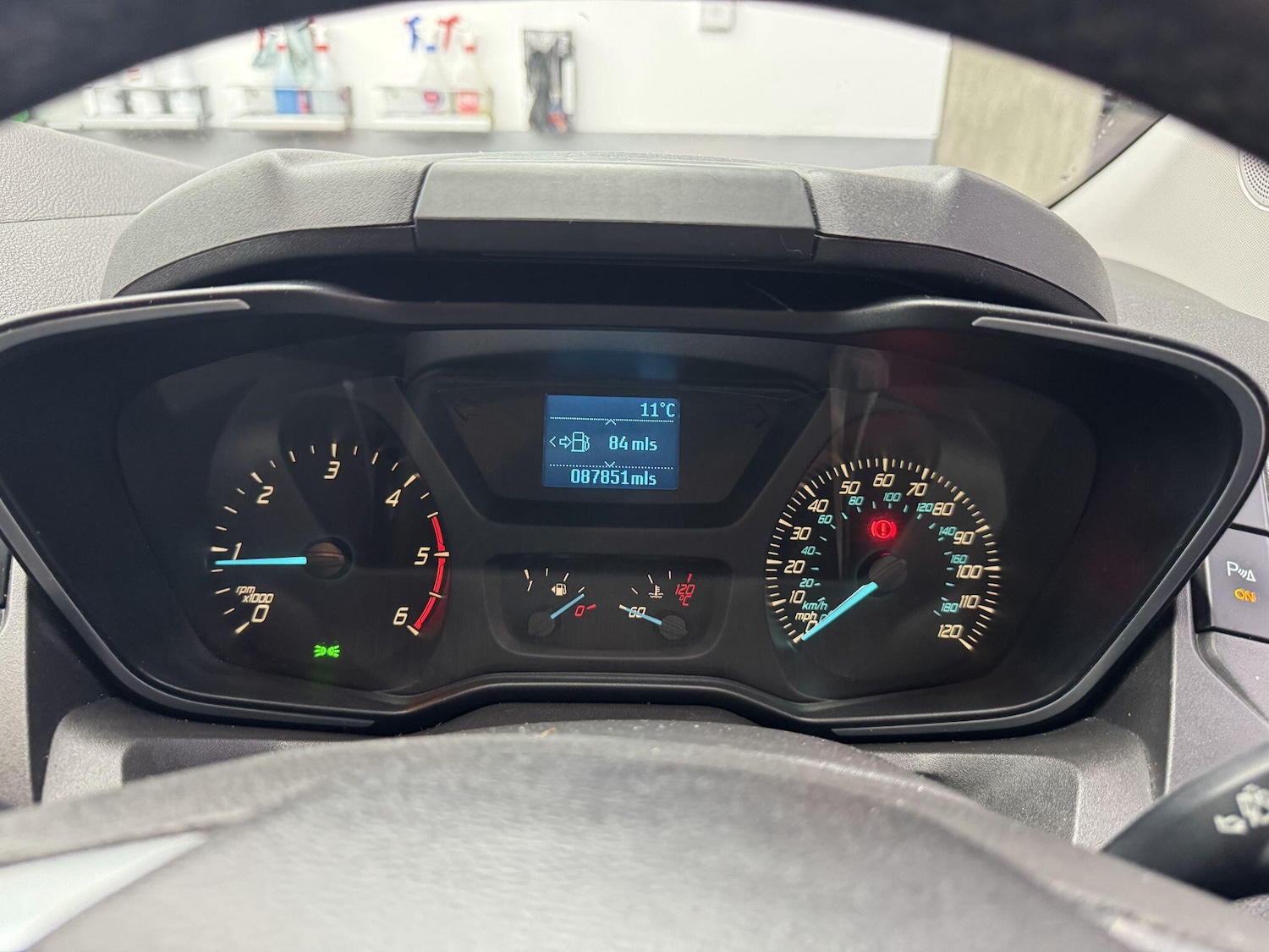 Used Ford Transit Custom 2015 for sale - 76926207: Photo 32