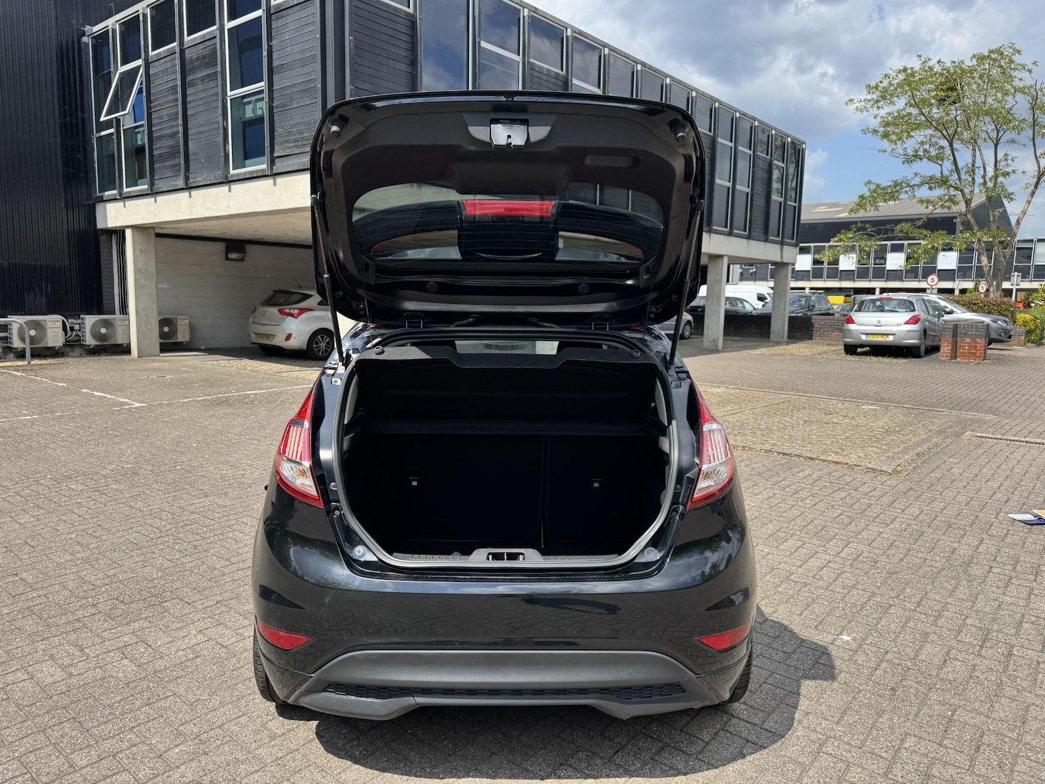 Used Ford Fiesta 2016 for sale - 77440159: Photo 28