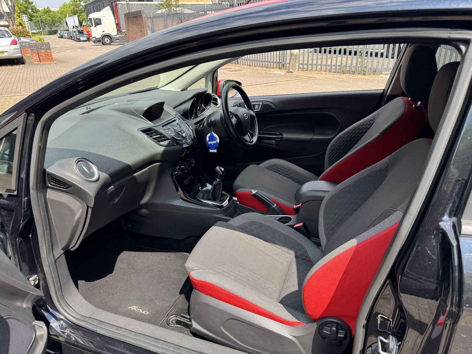 Used Ford Fiesta 2016 for sale - 77440159: Photo 36