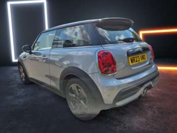 Used MINI Hatch 2023 for sale - 75247654: Photo