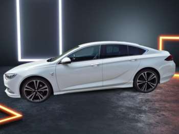 Used Vauxhall Insignia 2018 for sale - 74851000: Photo