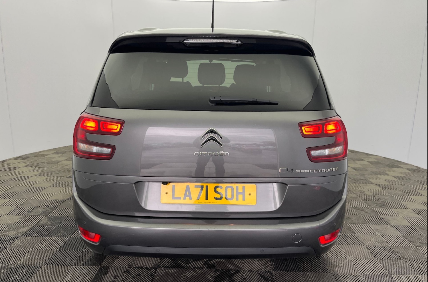 Used Citroen C4 Grand Picasso 2022 for sale - 76951328: Photo 2