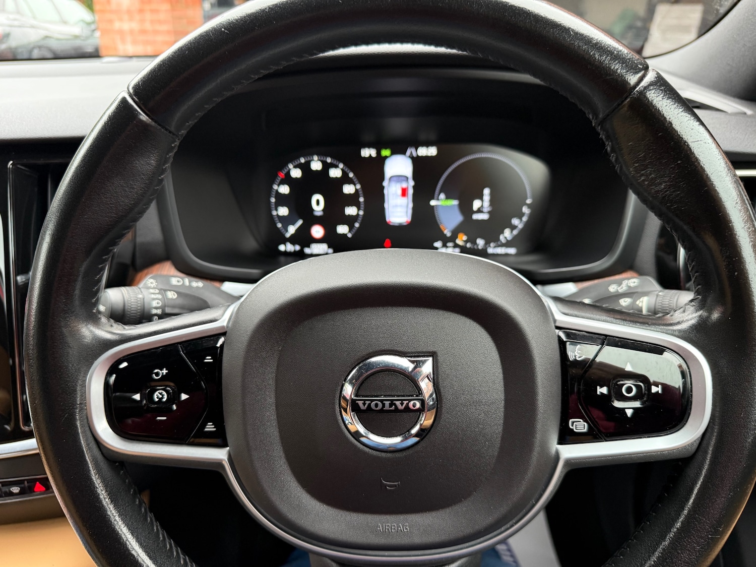 Used Volvo V60 2021 for sale - 75745759: Photo 28