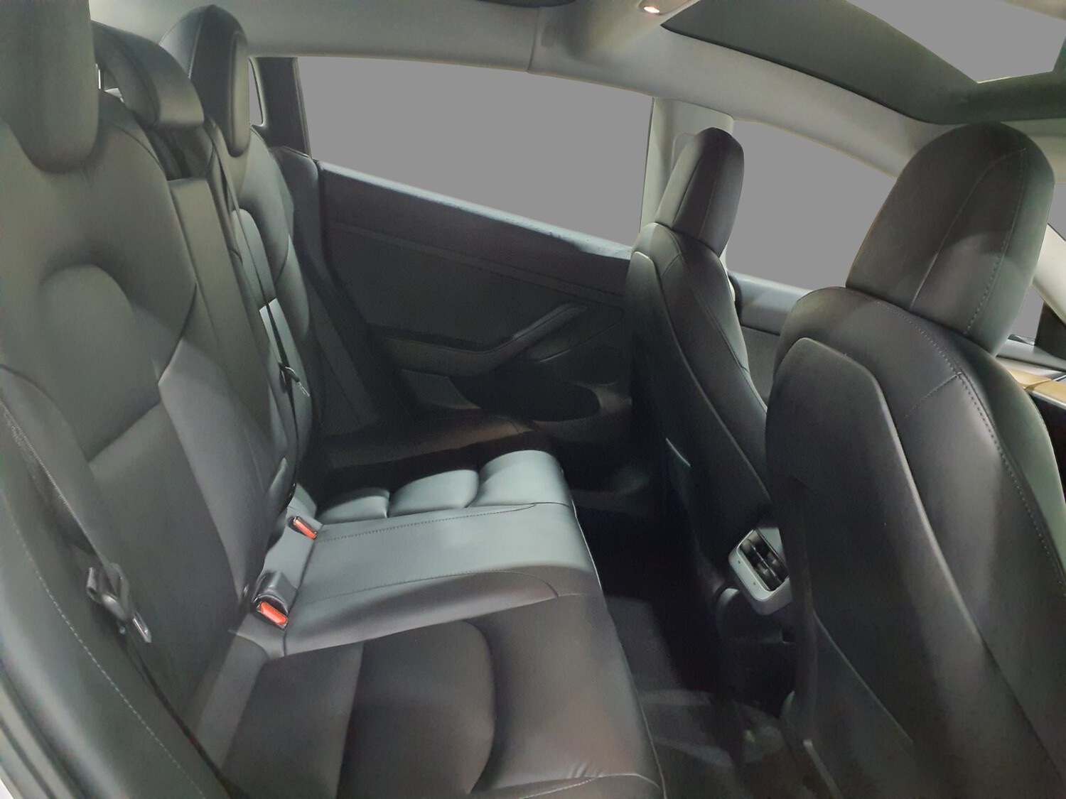 Used Tesla Model 3 2021 for sale - 77568463: Photo 8