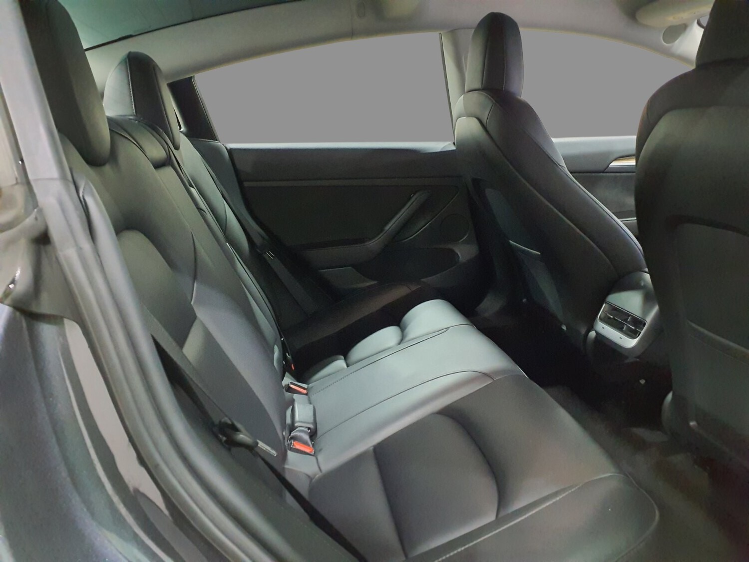 Used Tesla Model 3 2021 for sale - 76719043: Photo 6