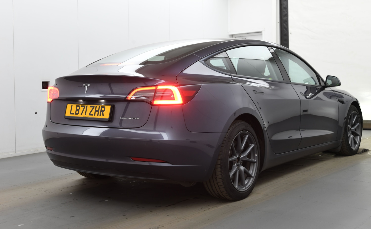 Used Tesla Model 3 2021 for sale - 78070753: Photo 8