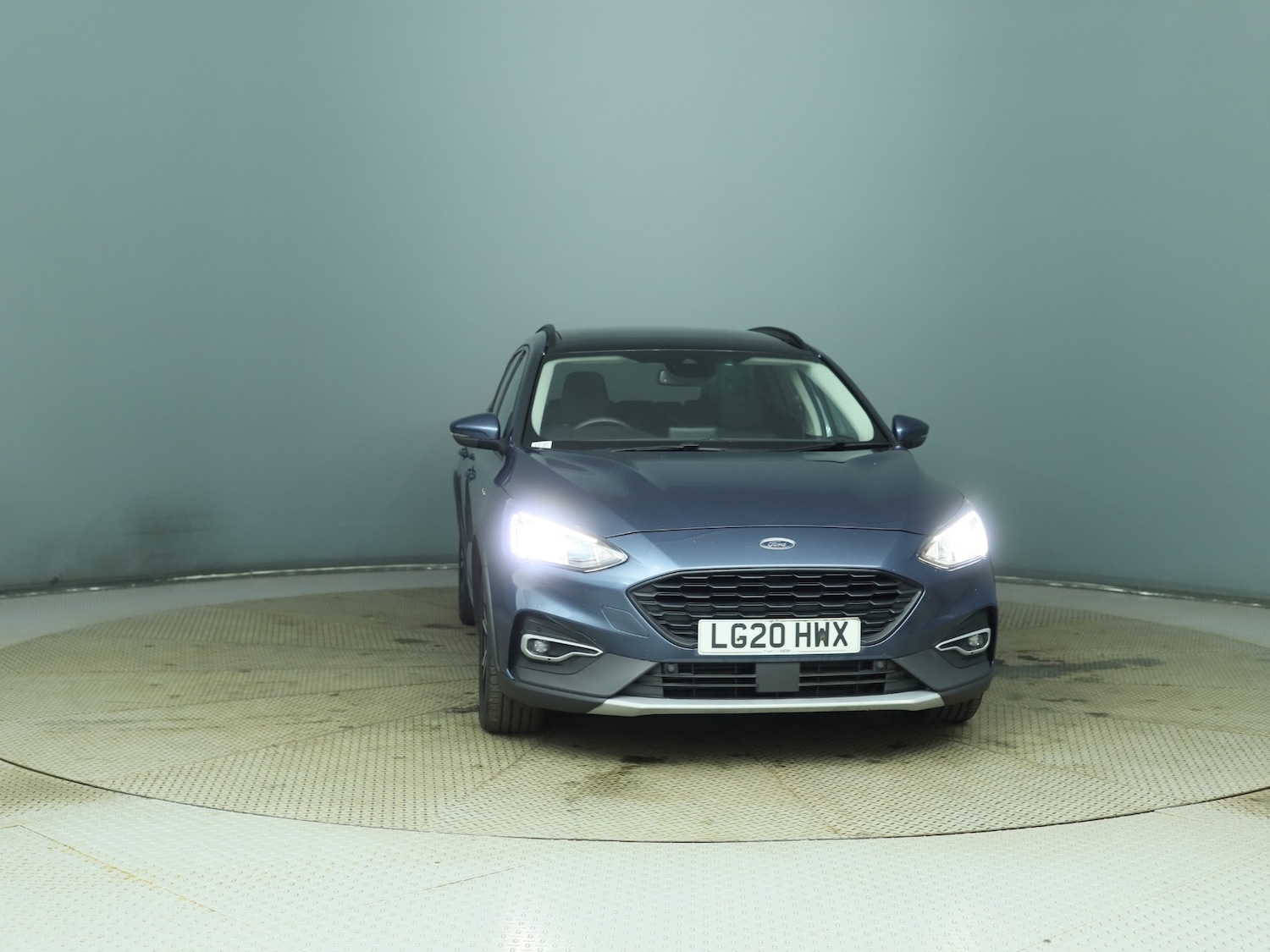 Used Ford Focus 2020 for sale - 77453574: Photo 2