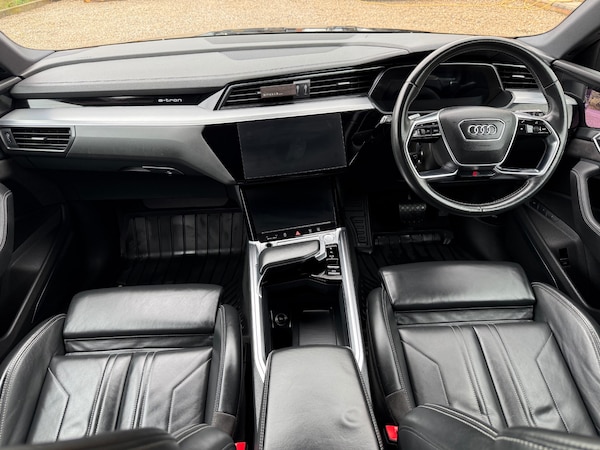 Used Audi e-tron 2020 for sale - 74626725: Photo 13