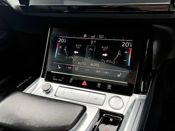 Used Audi e-tron 2020 for sale - 74626725: Photo 27