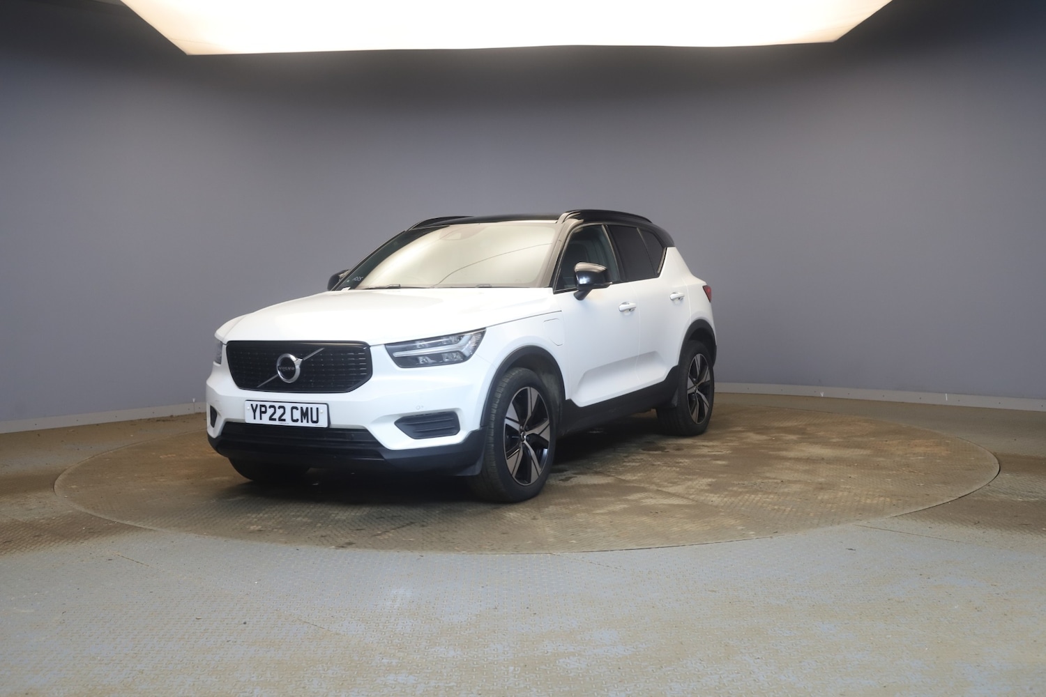 Used Volvo XC40 2022 for sale - 77715479: Photo 1