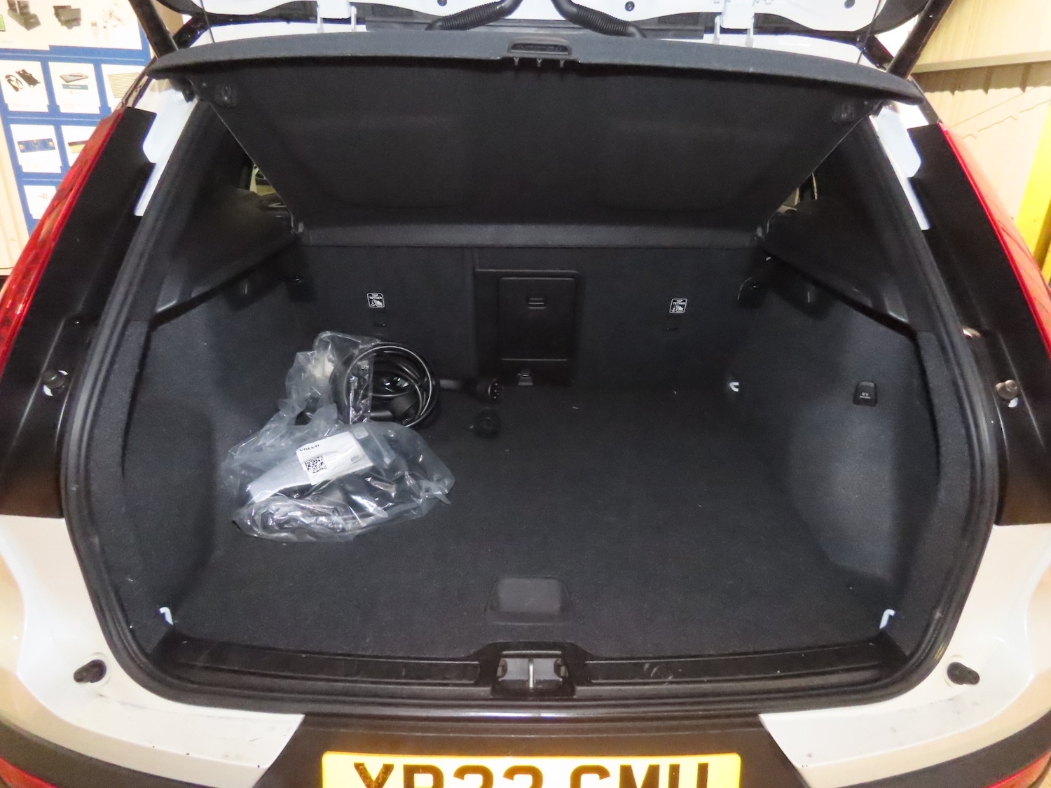 Used Volvo XC40 2022 for sale - 77715479: Photo 11
