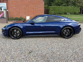 Used Porsche Taycan 2021 for sale - 79640056: Photo