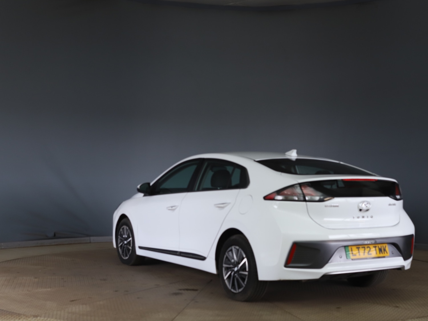 Used Hyundai IONIQ 2022 for sale - 77928328: Photo 6