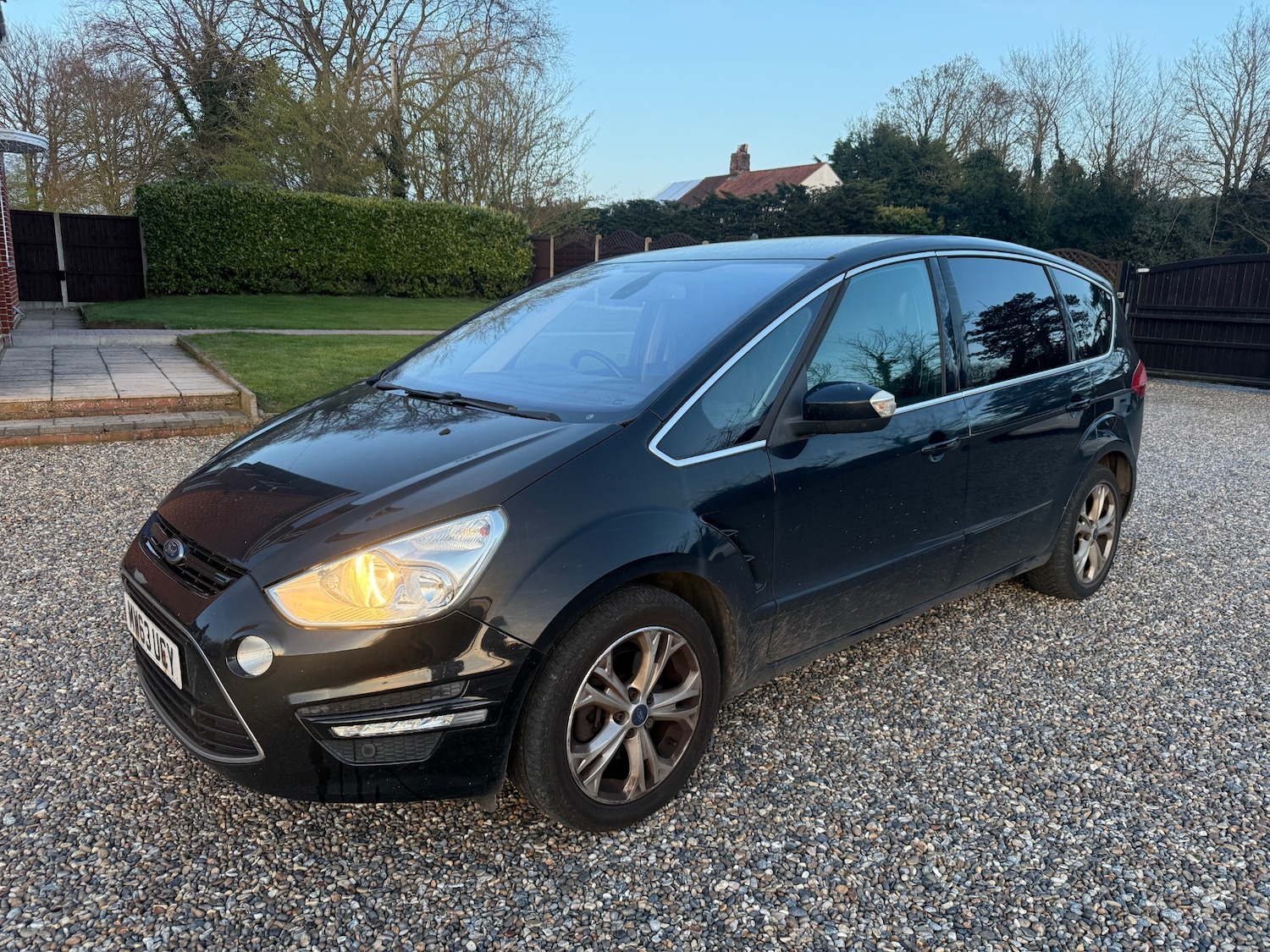 Used Ford S-Max 2013 for sale - 78112229: Photo 4