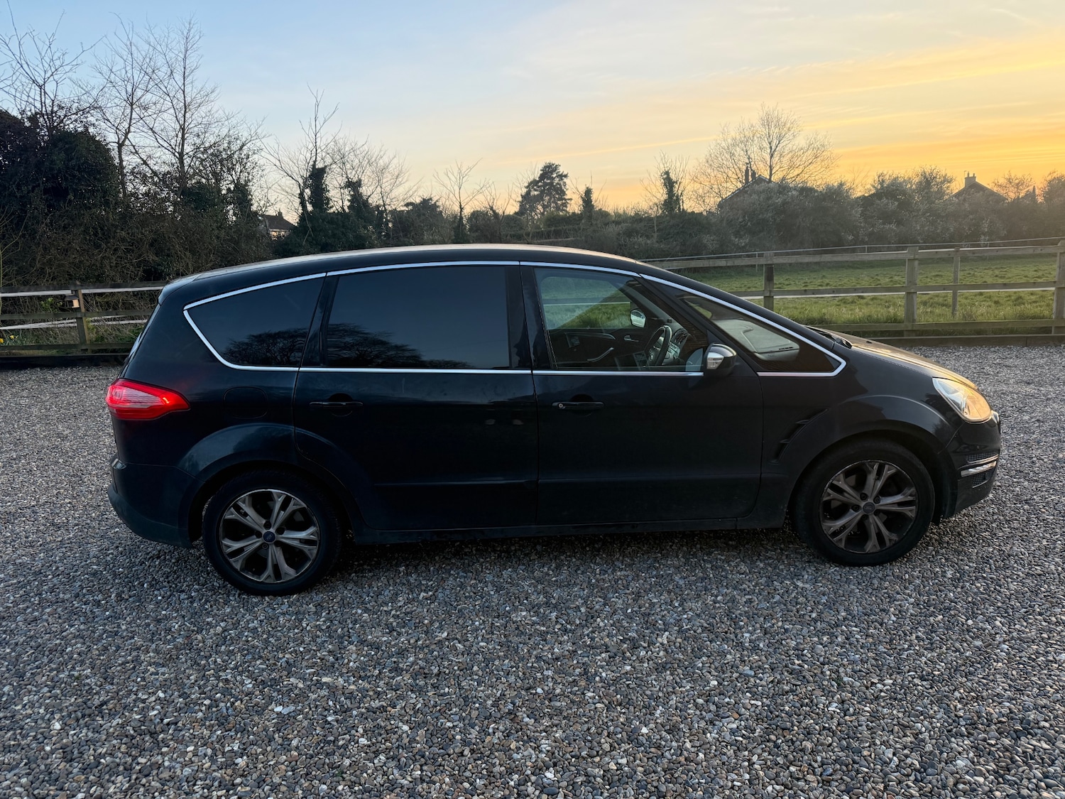 Used Ford S-Max 2013 for sale - 78112229: Photo 9
