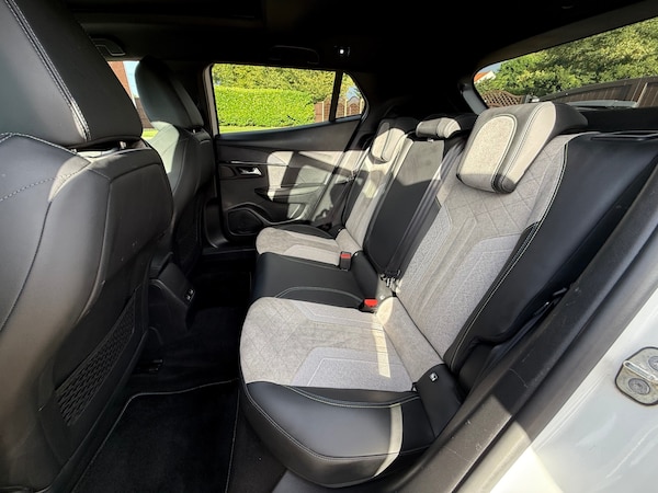 Used Peugeot 2008 2021 for sale - 75668232: Photo 15