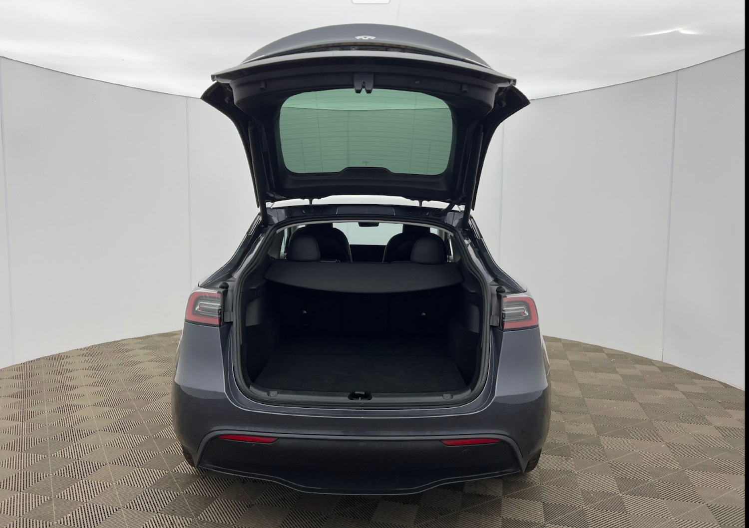 Used Tesla Model Y 2022 for sale - 76950924: Photo 4