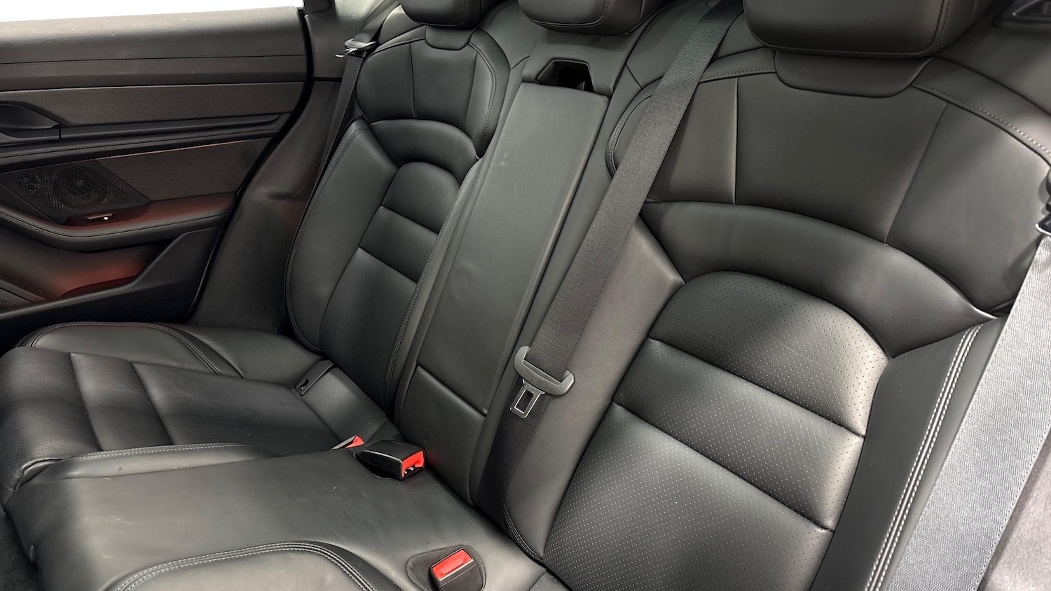 Used Porsche Taycan 2021 for sale - 77085091: Photo 7