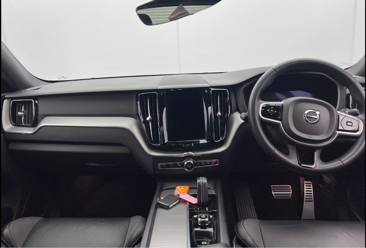 Used Volvo XC60 2021 for sale - 76971121: Photo 10